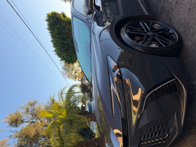 Black Toyota Crown with mirror finish after detail