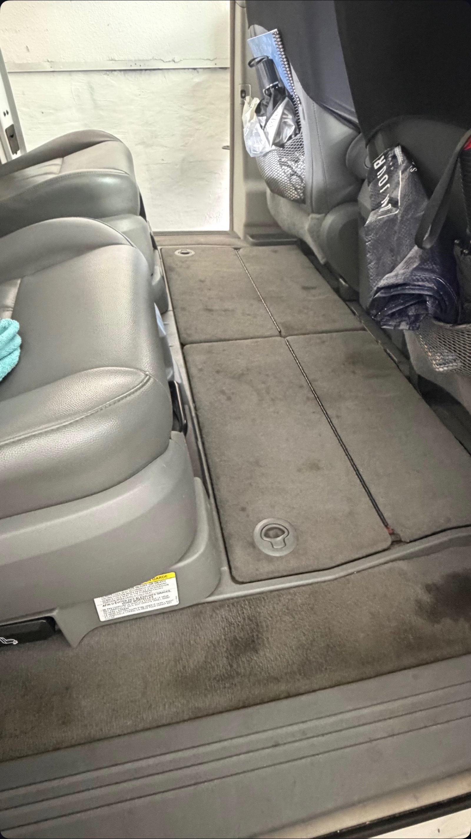 Vehicle floor and carpet dirty before deep clean